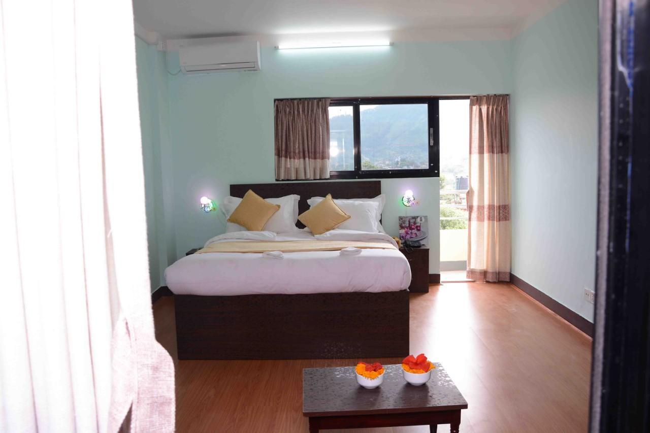 Hotel Golden Three Godāvari Εξωτερικό φωτογραφία