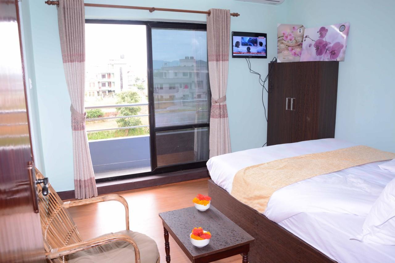 Hotel Golden Three Godāvari Εξωτερικό φωτογραφία