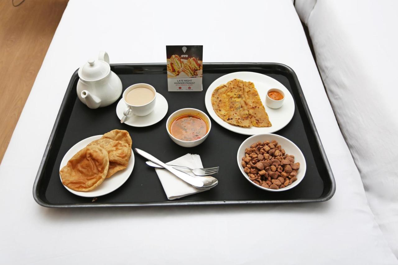 Hotel Golden Three Godāvari Εξωτερικό φωτογραφία