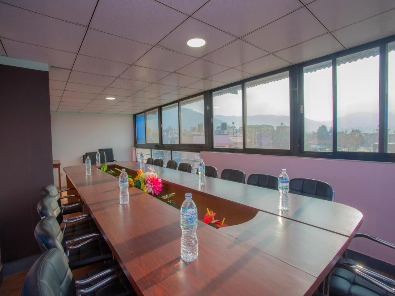 Hotel Golden Three Godāvari Εξωτερικό φωτογραφία