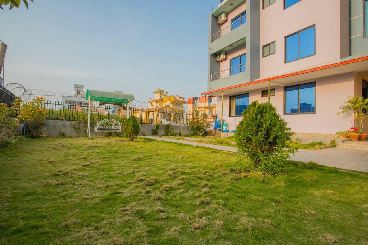 Hotel Golden Three Godāvari Εξωτερικό φωτογραφία